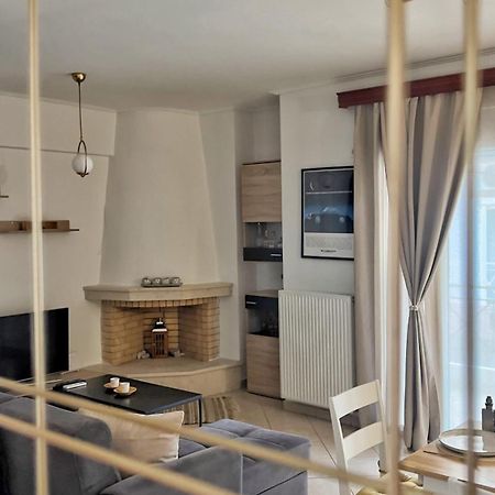 H&H Cozy Retreat Apartment พีเรียส ภายนอก รูปภาพ